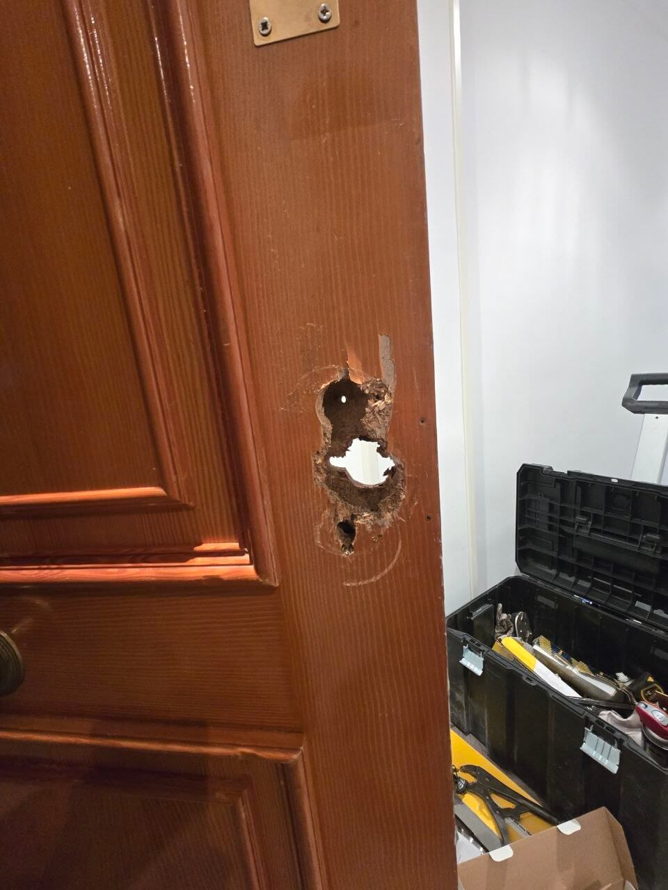 Reparación tras robo en vivienda