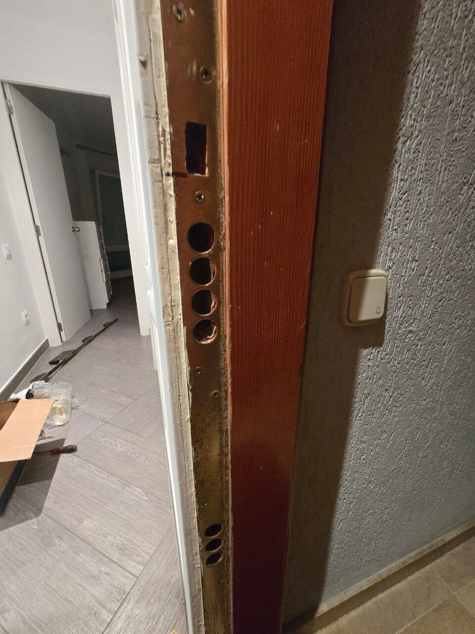 Reparación tras robo en vivienda