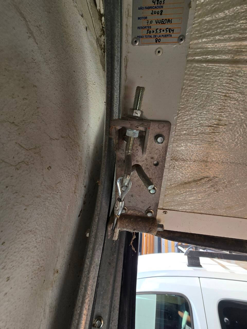 Motor puerta seccional